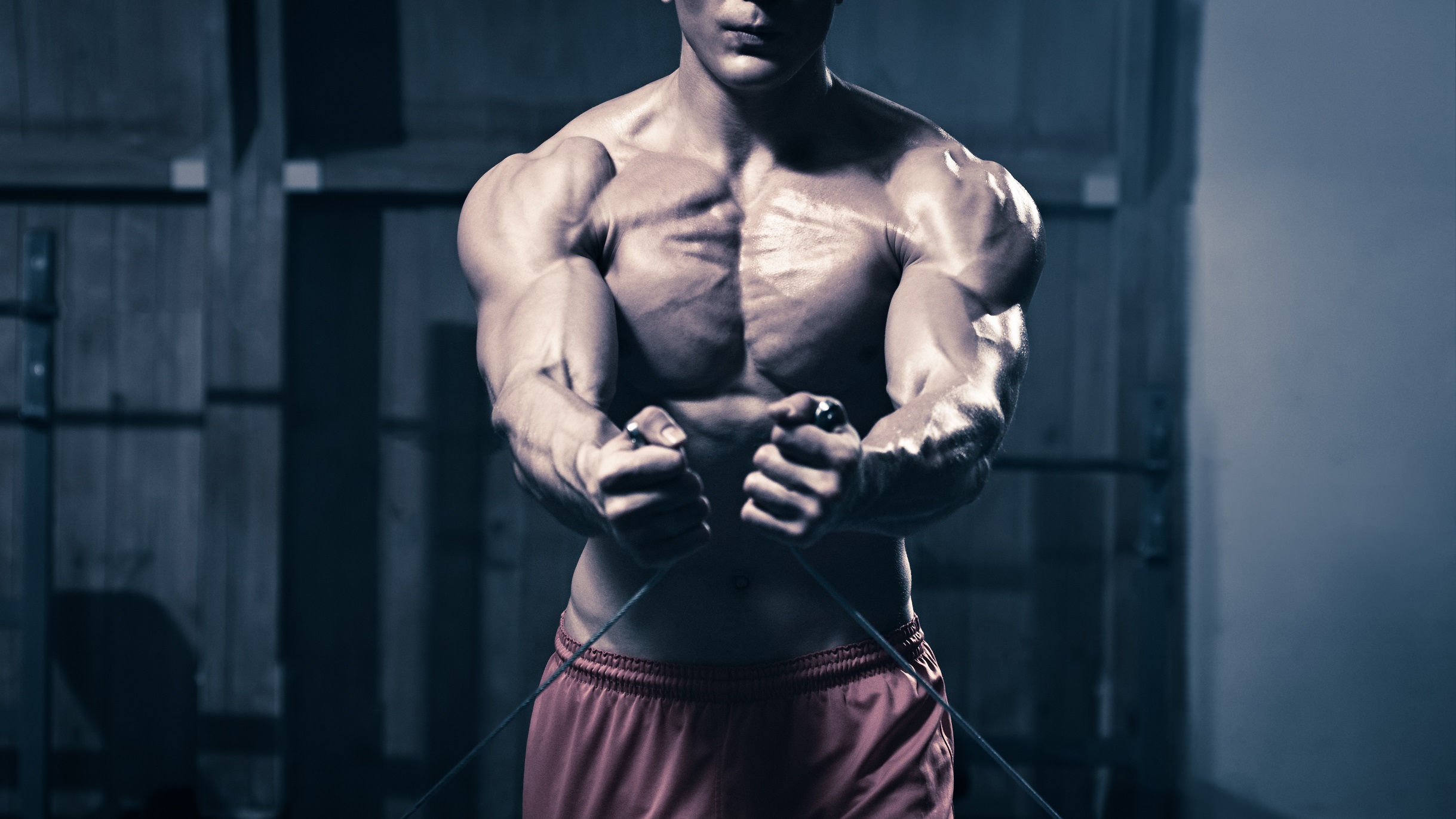 Chest workout - 8 exercises that make the inner chest line chiseled 